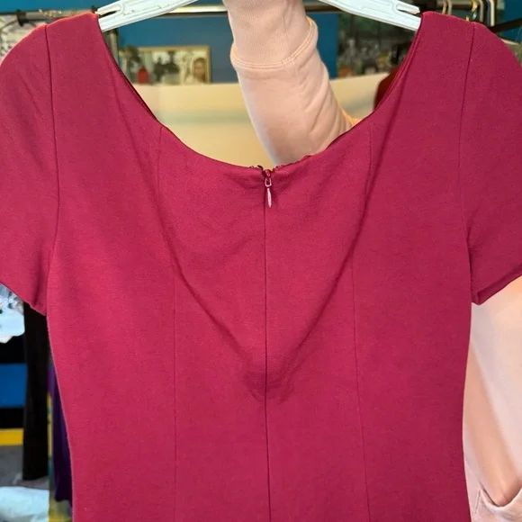 Elie Tahari size 6 Elegant Red Dress - Picture 4 of 5